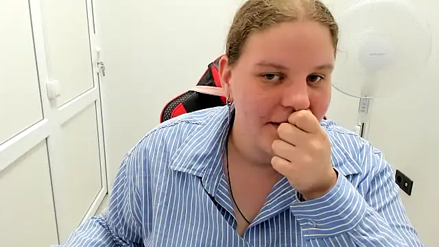 Bella_shyy_ webcam