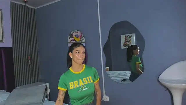 LauraAristizabal webcam