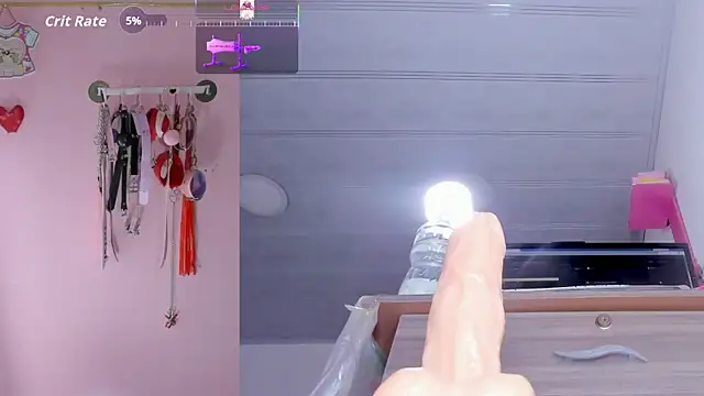 emily_foxxxii webcam