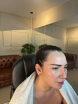 ava_blue webcam