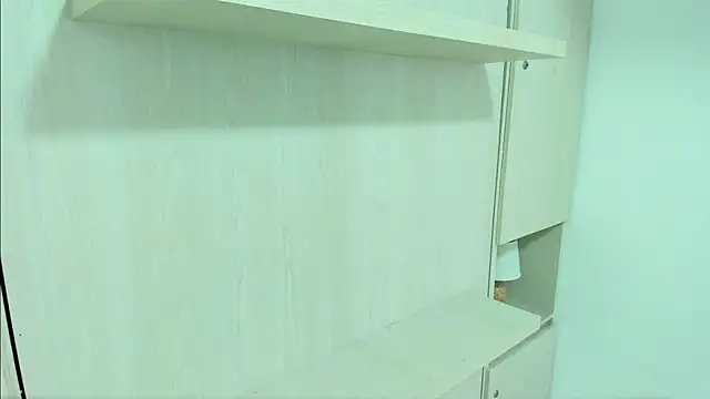 TaylorBloom webcam