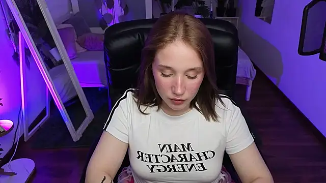 alicetrenton (F young) - show my favorite yoga pose