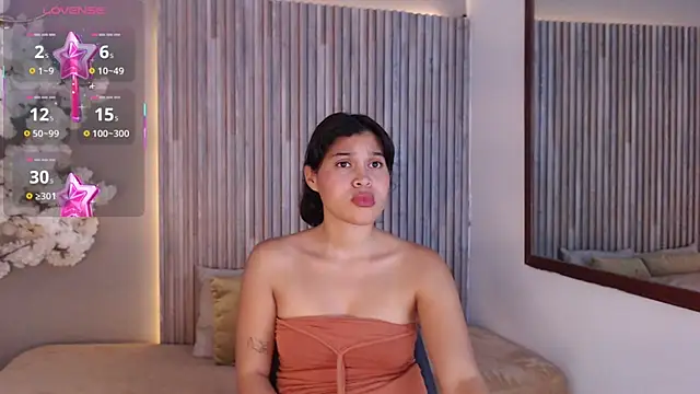 Kitty_Desire2 webcam