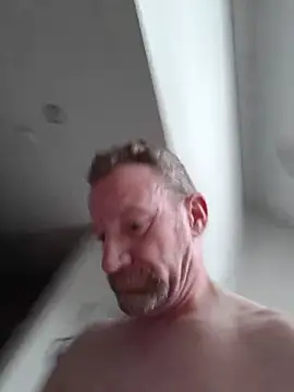 grosslotion (Ask my age) - Cum outside car