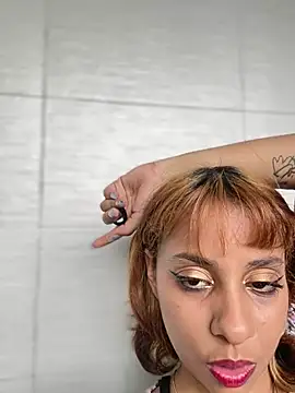 LeylaKnox webcam