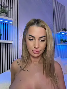 KirstieVegas webcam