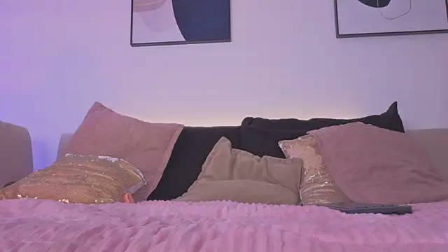ahri_moon1 webcam