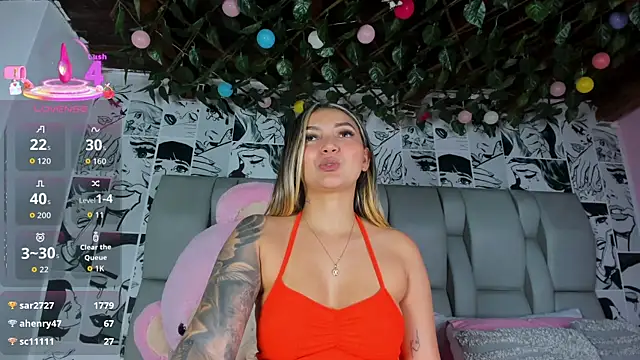 LucyRosse webcam