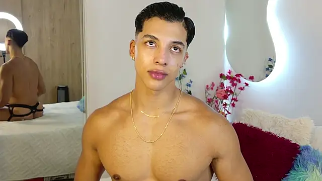 Troye_Williams webcam