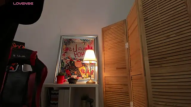 CamillaDreamer webcam