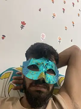 Priyanka011 webcam