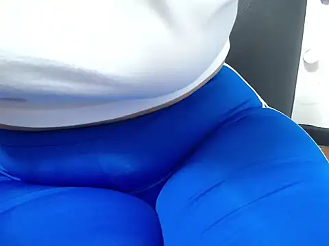 pervertt_sussy webcam