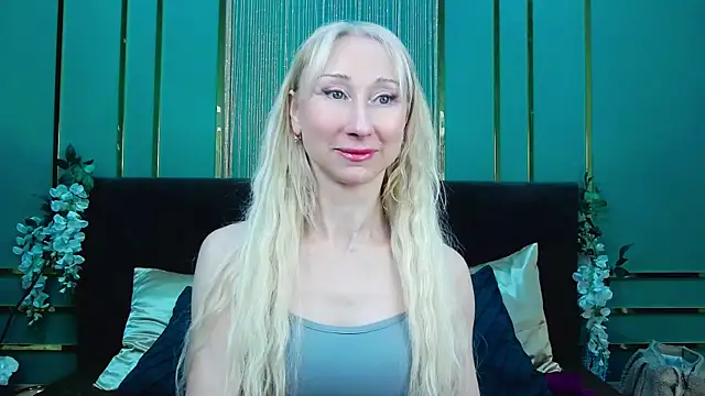 KissDreamm webcam