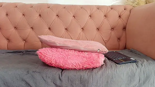 sofia_lapeira webcam
