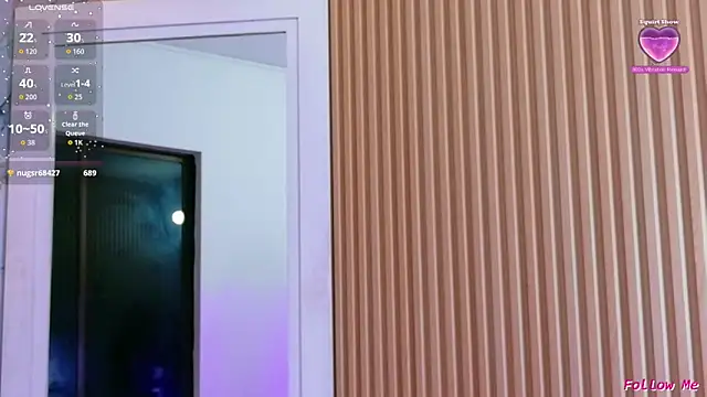 kinkylittlegirll webcam