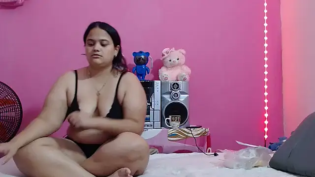 brunnette_hot webcam