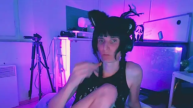 CeriseLapine webcam