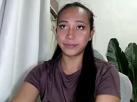 sweetiie_caren webcam