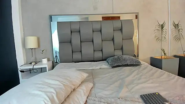 Charlie___Musk webcam