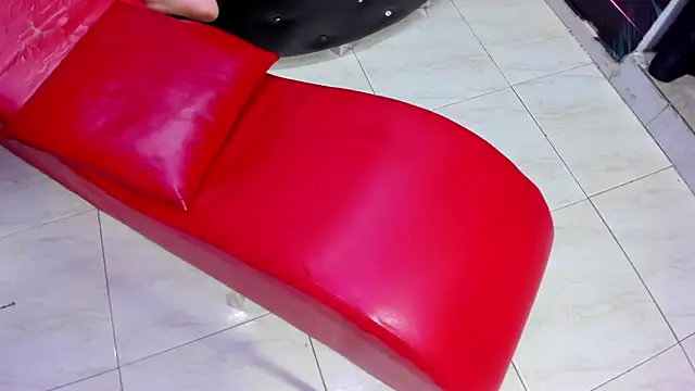 miacam-hot webcam