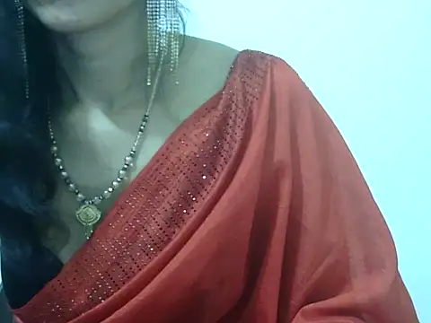 Laila_Cute live cam on StripChat