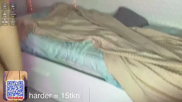 cream_fucks webcam