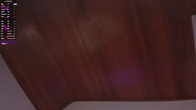 elodie_walker webcam