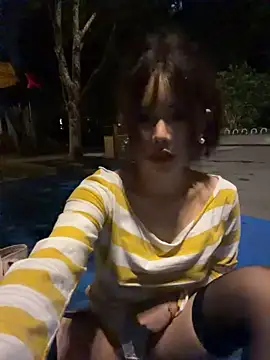 Selenaaaaa-