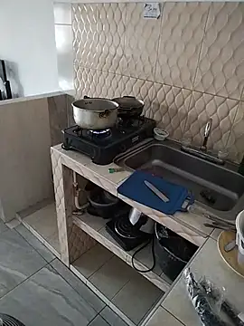 AngelicaStorms webcam