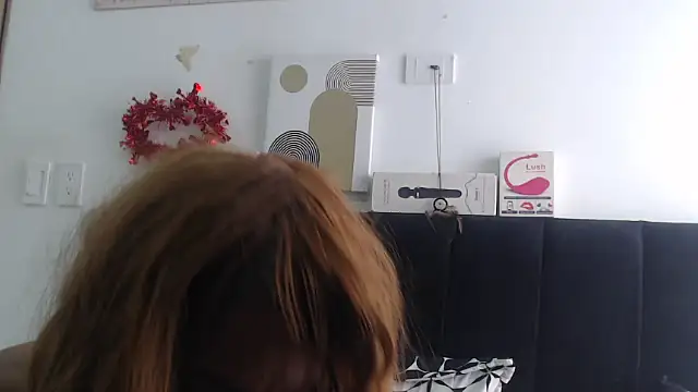 BustyMilf_ webcam