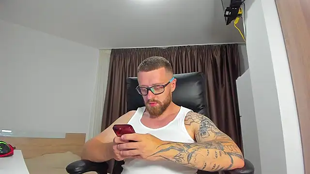 Findom_guy webcam