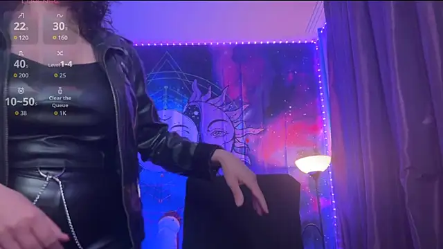 Helena__Femdom live cam on StripChat