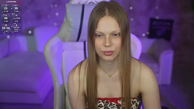 Charlotte_Dreams webcam