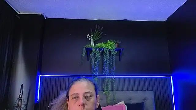 sasi_luna webcam