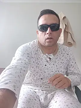 chicoguapo8 webcam