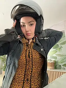 LIAH_IZUMI webcam