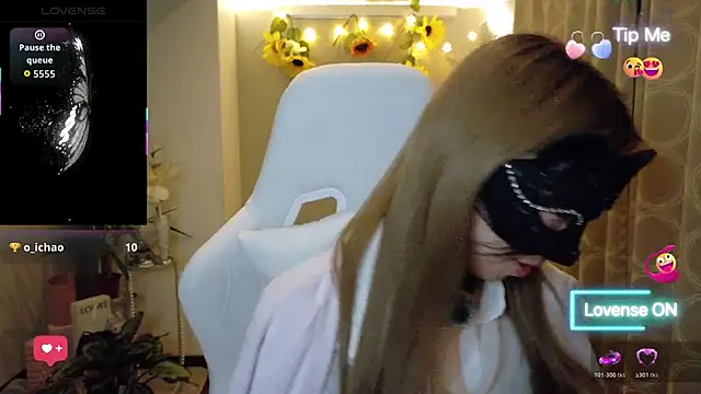 arianozomi_0808 webcam