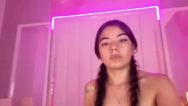 violet_lexi webcam