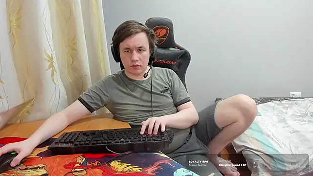 iliaskrislove live cam on StripChat