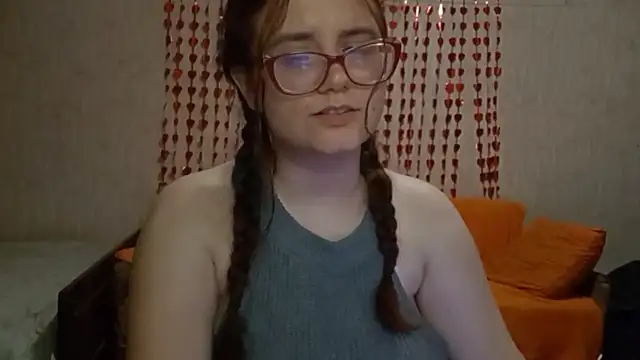 Miyabeee live cam on StripChat