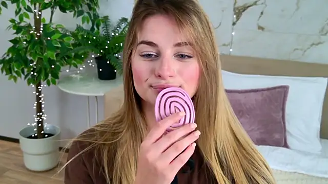 SweetyLicky webcam