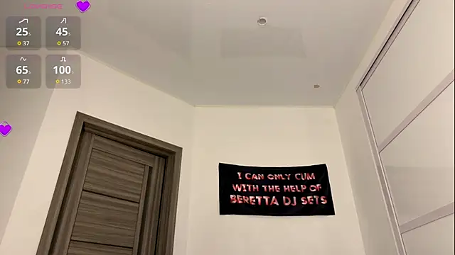 MonaBurn webcam