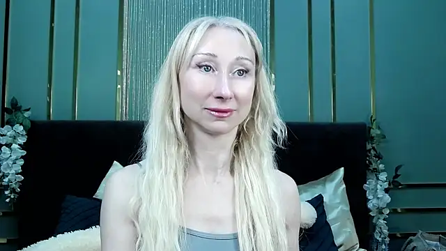 KissDreamm webcam