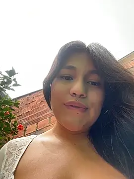 Emily_Gomezz webcam