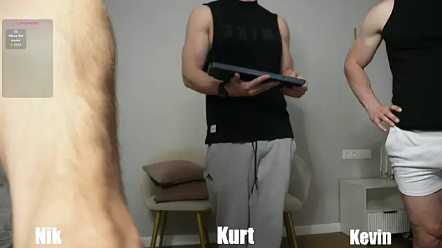 Nik_Sharp webcam