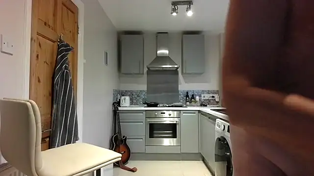 jimmybenido live cam on StripChat