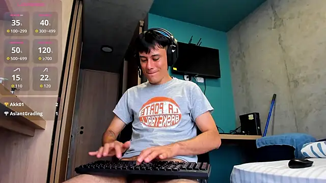 Huge_latin_cock webcam