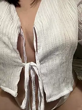 Kiss_My_Body webcam