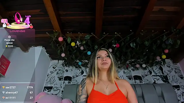 LucyRosse webcam