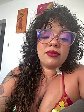 SecretBrunette webcam